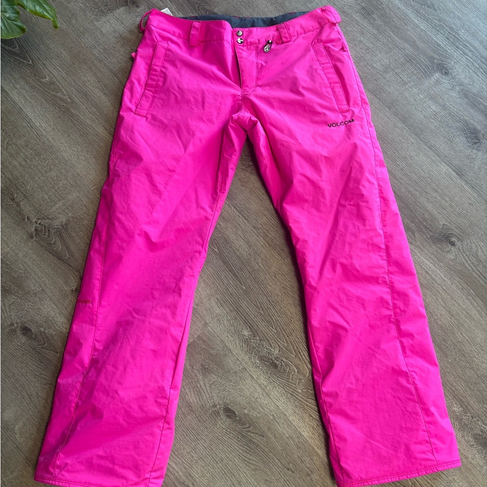 Volcom Bright Pink Women's Snow/Outdoor Pants